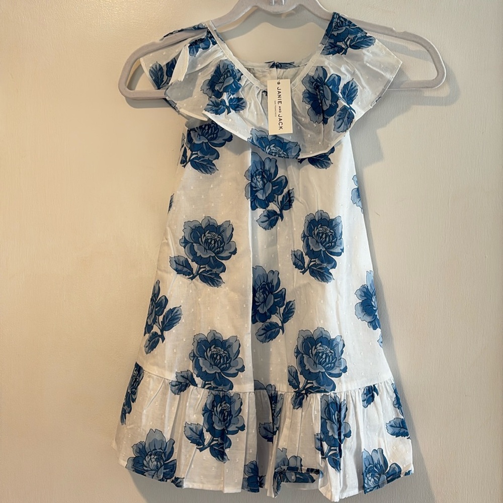 Janie and Jack NWT girls dress size 5.